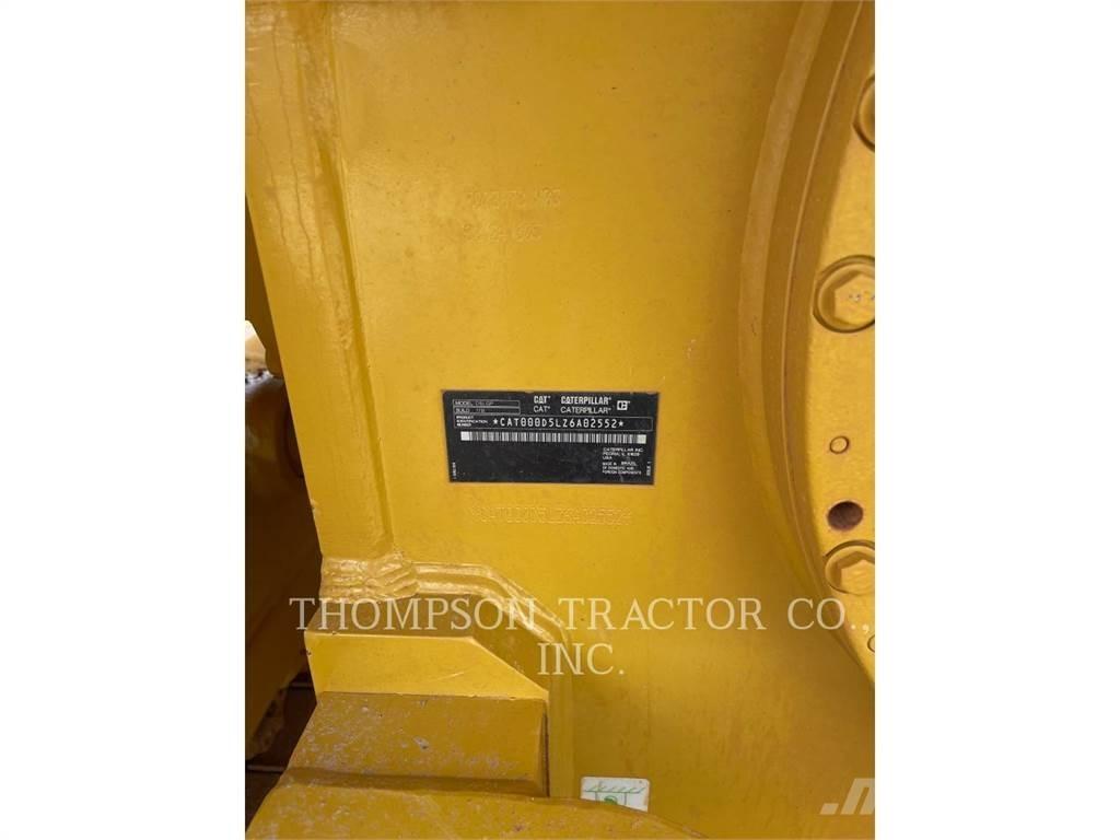 CAT D5LGP بلدوزرات مجنزرة