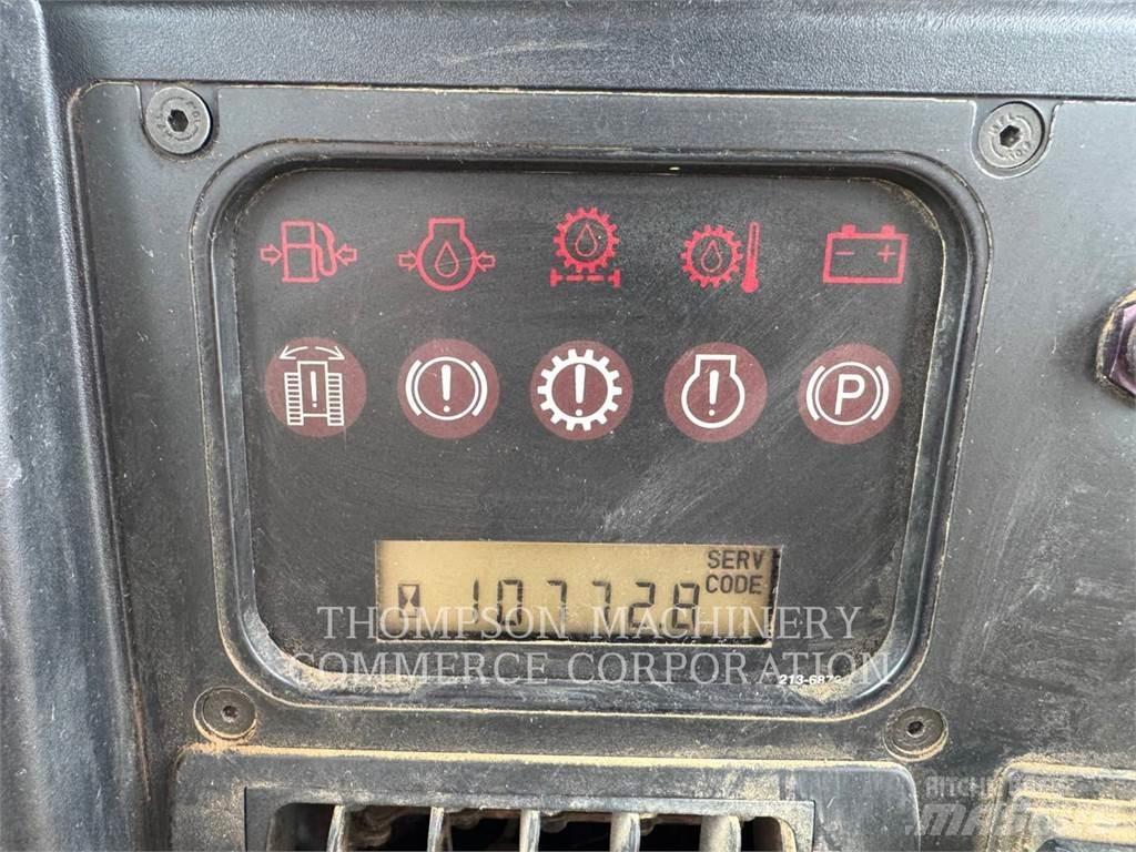CAT D5NXL بلدوزرات مجنزرة