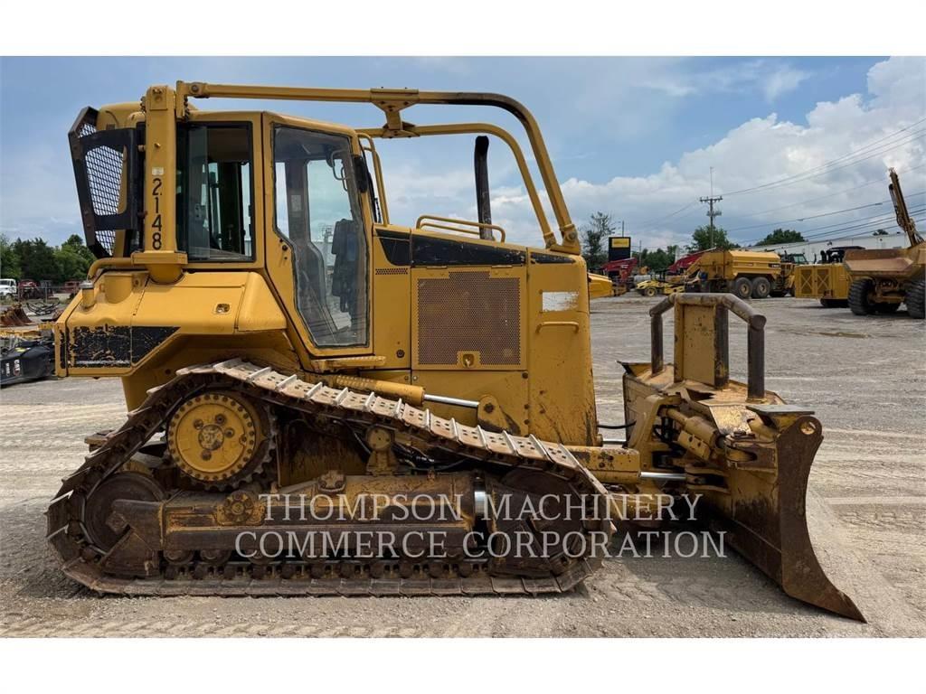 CAT D5NXL بلدوزرات مجنزرة