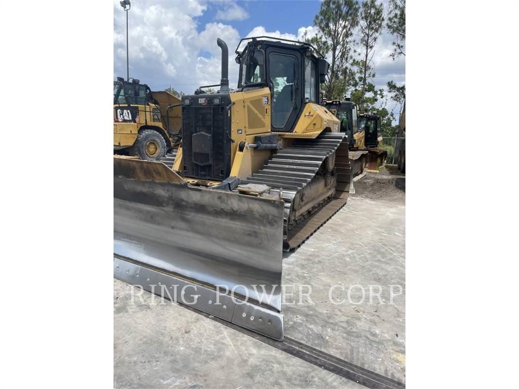 CAT D5VP بلدوزرات مجنزرة