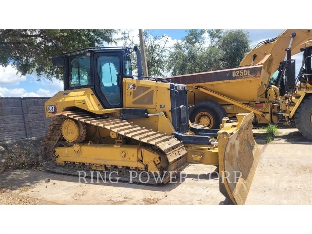 CAT D5VP3D بلدوزرات مجنزرة