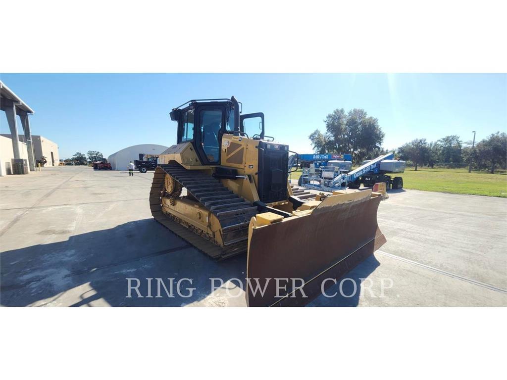 CAT D5VPEW بلدوزرات مجنزرة
