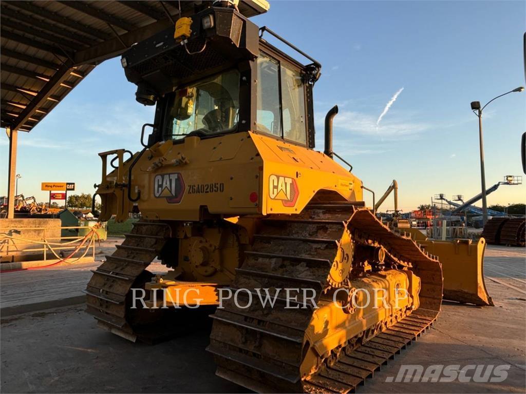 CAT D5VPEW بلدوزرات مجنزرة