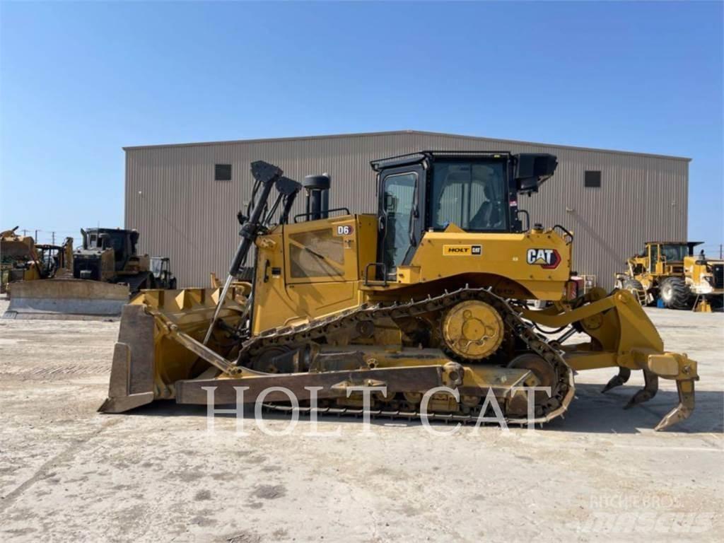 CAT D6 بلدوزرات مجنزرة