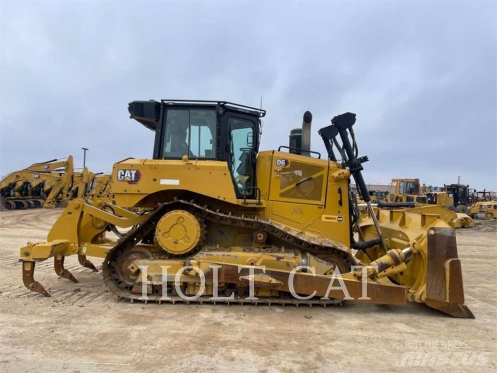 CAT D6 بلدوزرات مجنزرة