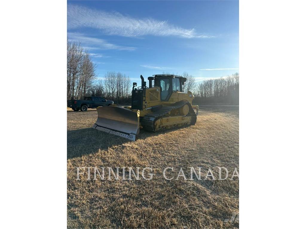 CAT D6 بلدوزرات مجنزرة