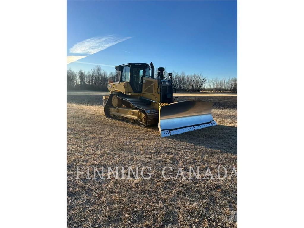 CAT D6 بلدوزرات مجنزرة