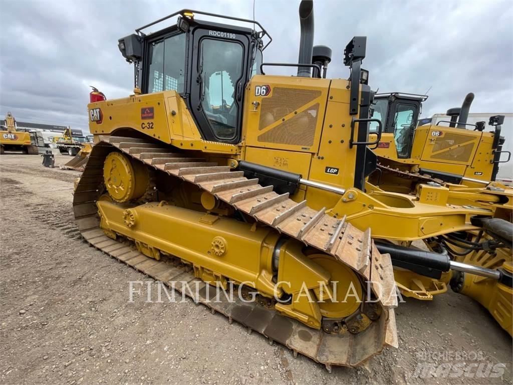 CAT D6-20 بلدوزرات مجنزرة