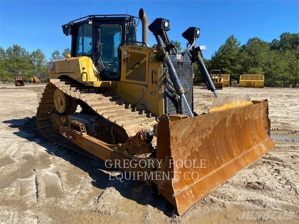 CAT D6-20 بلدوزرات مجنزرة