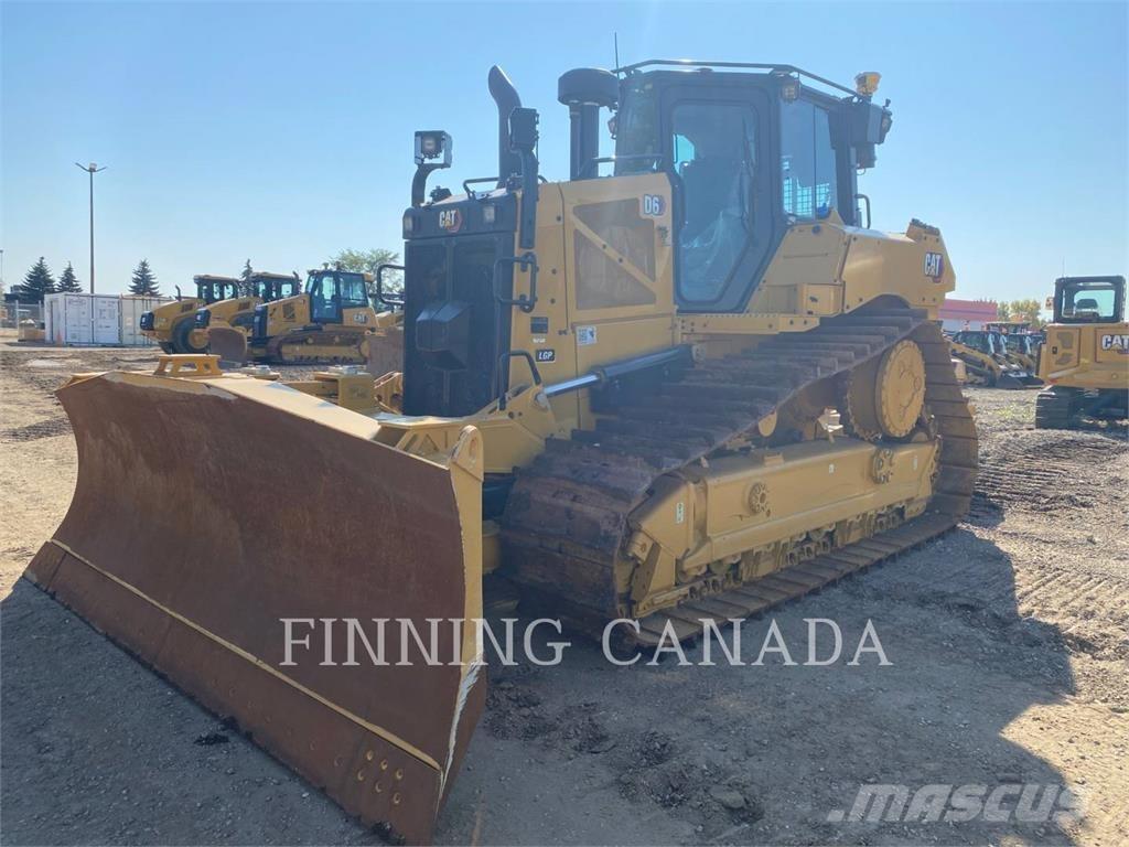 CAT D6-20 بلدوزرات مجنزرة
