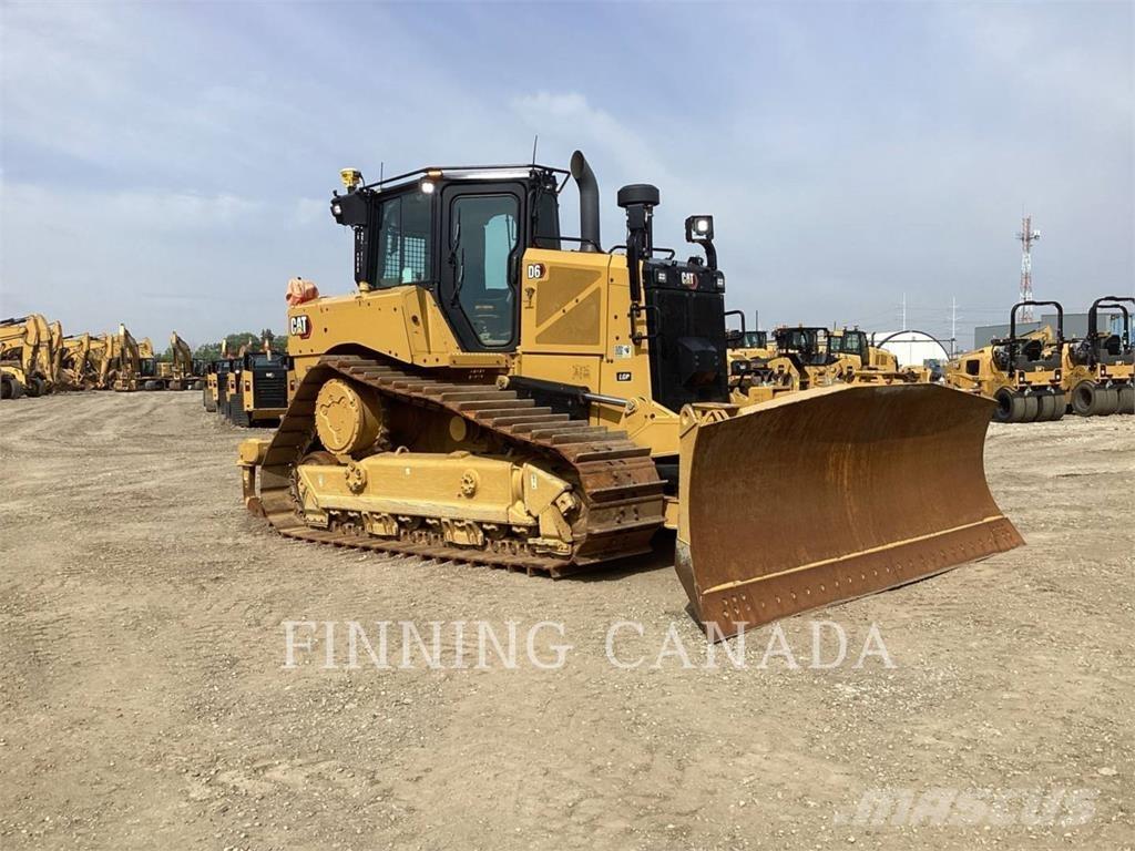 CAT D6-20 بلدوزرات مجنزرة
