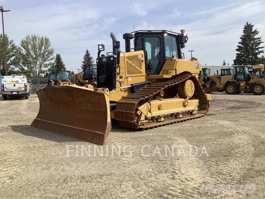 CAT D6-20 بلدوزرات مجنزرة