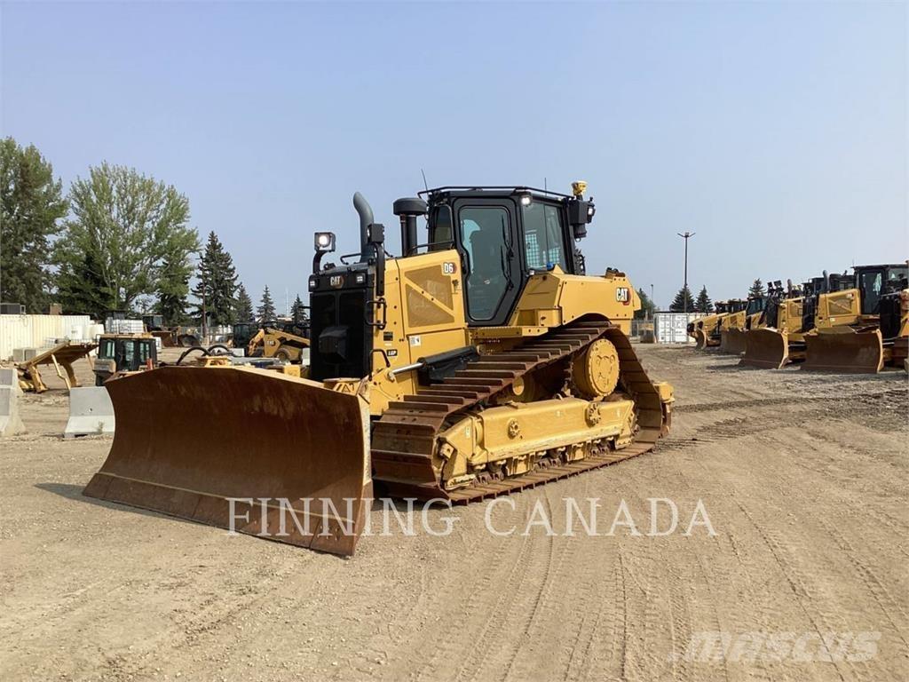 CAT D6-20 بلدوزرات مجنزرة