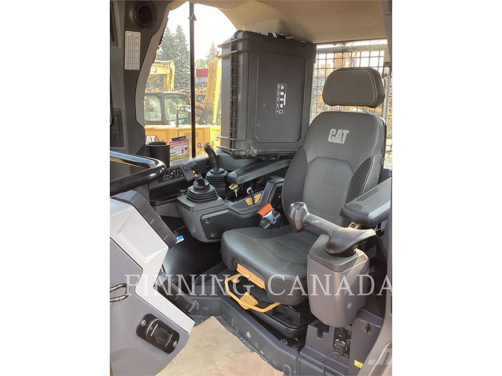 CAT D6-20 بلدوزرات مجنزرة