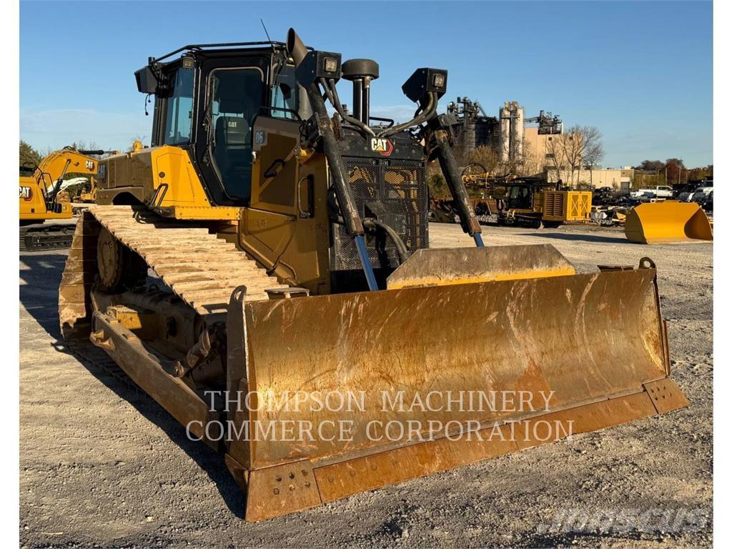 CAT D6-20 بلدوزرات مجنزرة