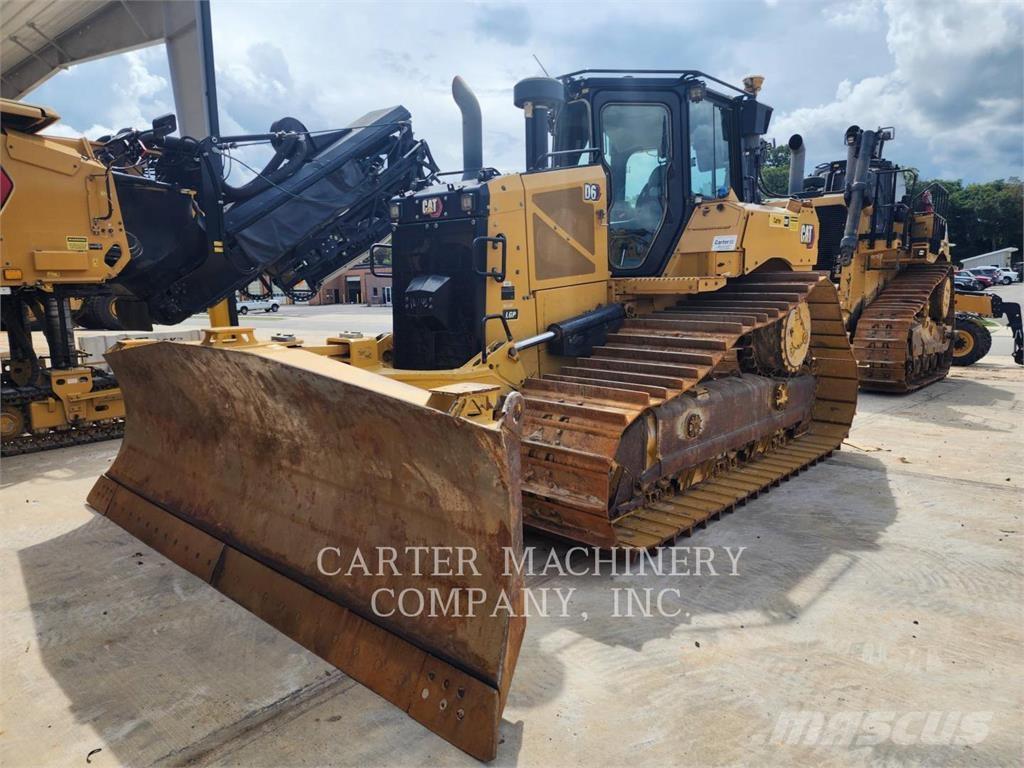 CAT D6-20LGVAR بلدوزرات مجنزرة