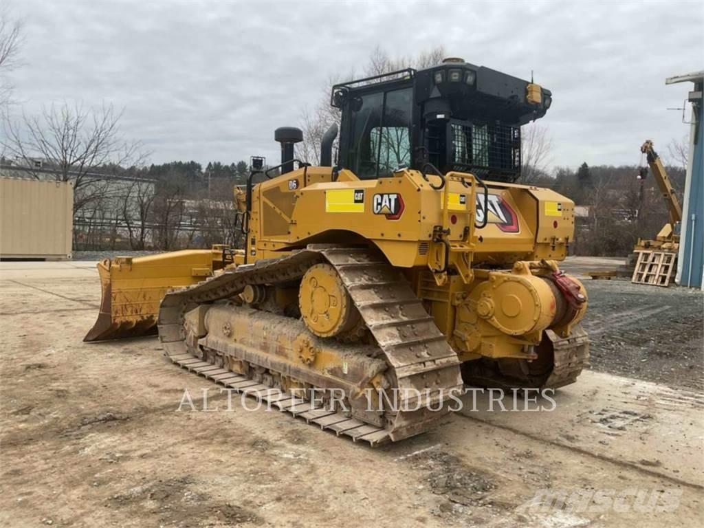 CAT D6-20PAT3D بلدوزرات مجنزرة