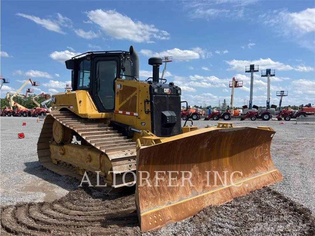 CAT D6-20PAT3D بلدوزرات مجنزرة