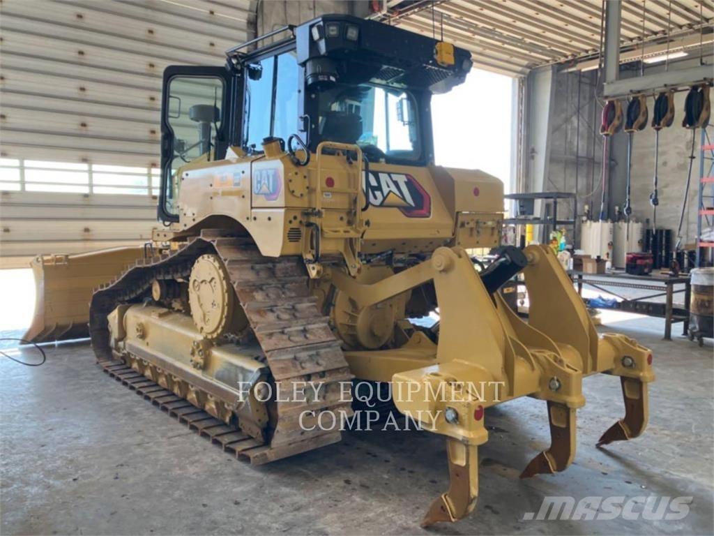 CAT D6-20V24I بلدوزرات مجنزرة