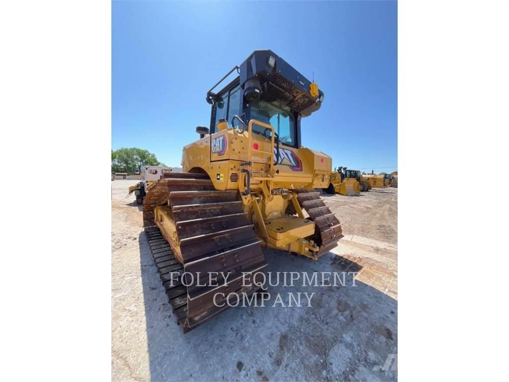 CAT D6-20V36I بلدوزرات مجنزرة