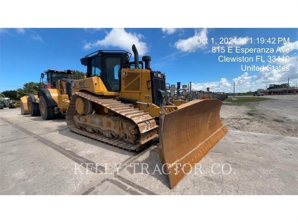 CAT D6-20VP بلدوزرات مجنزرة