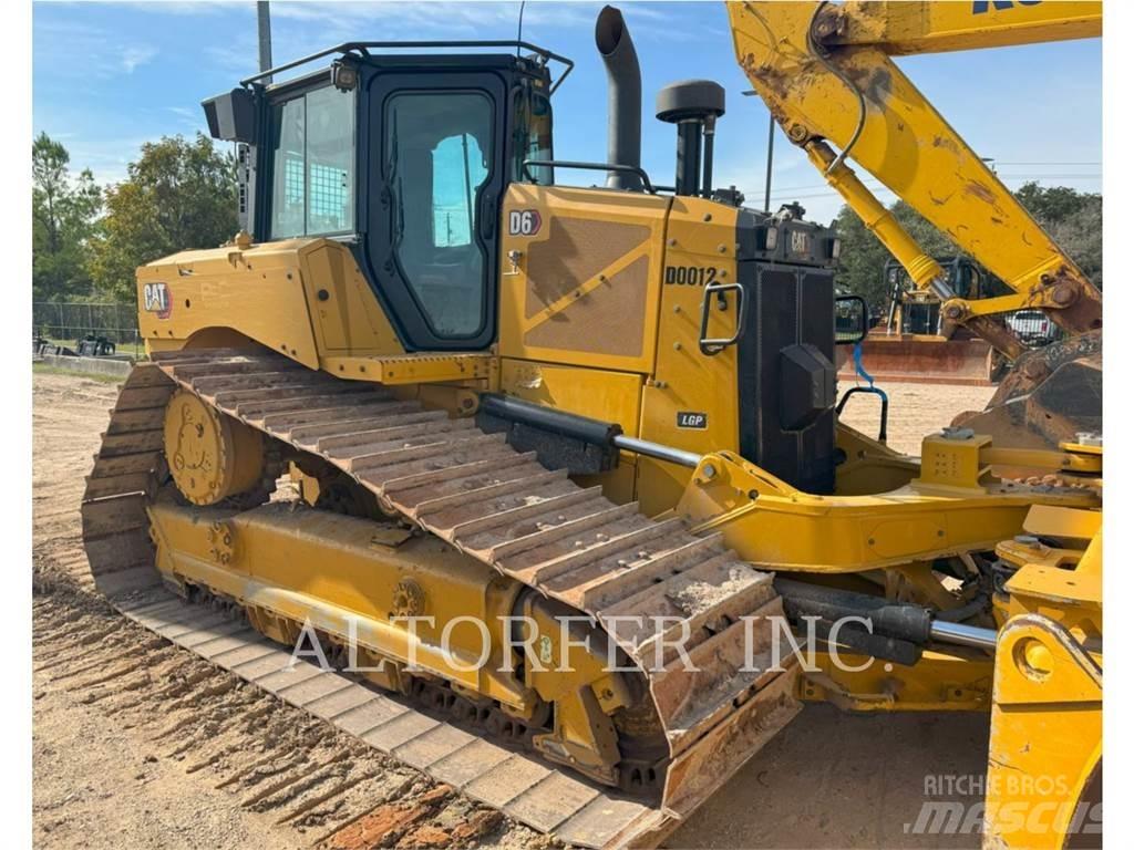 CAT D6-20VPAT بلدوزرات مجنزرة