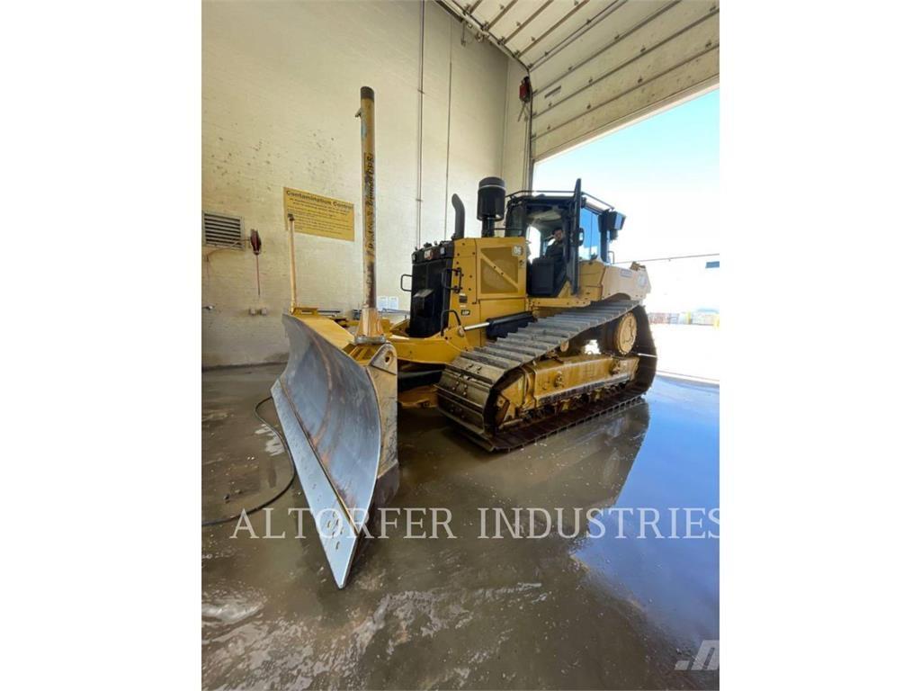 CAT D6-20VPAT بلدوزرات مجنزرة