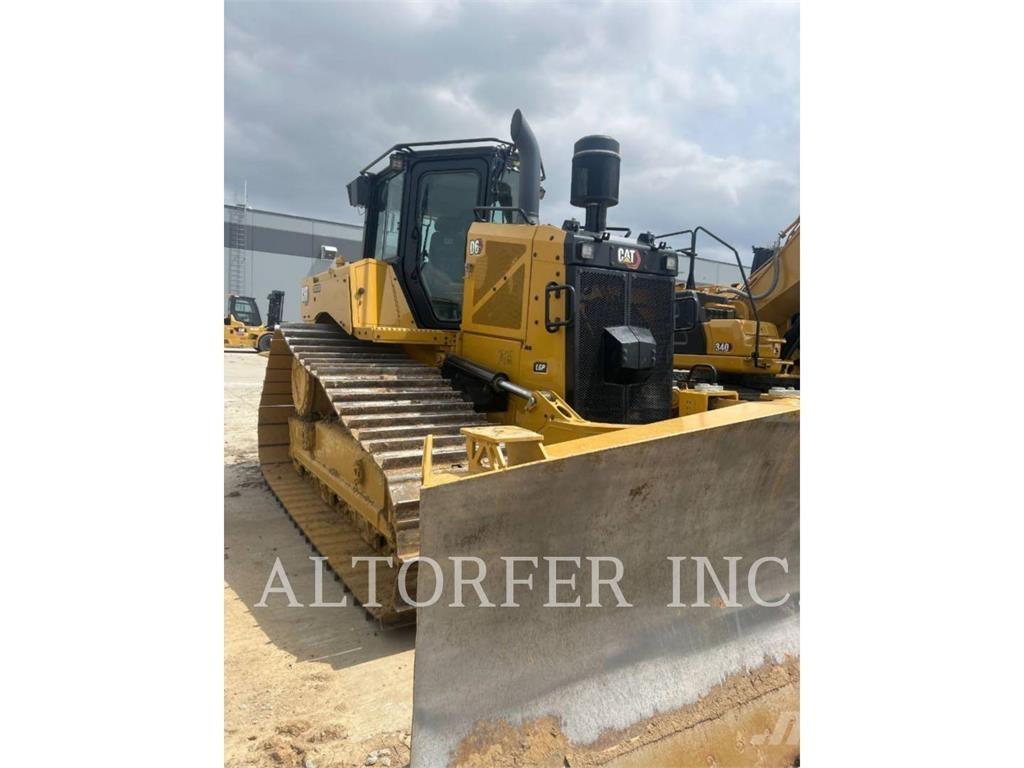 CAT D6-20VPAT بلدوزرات مجنزرة