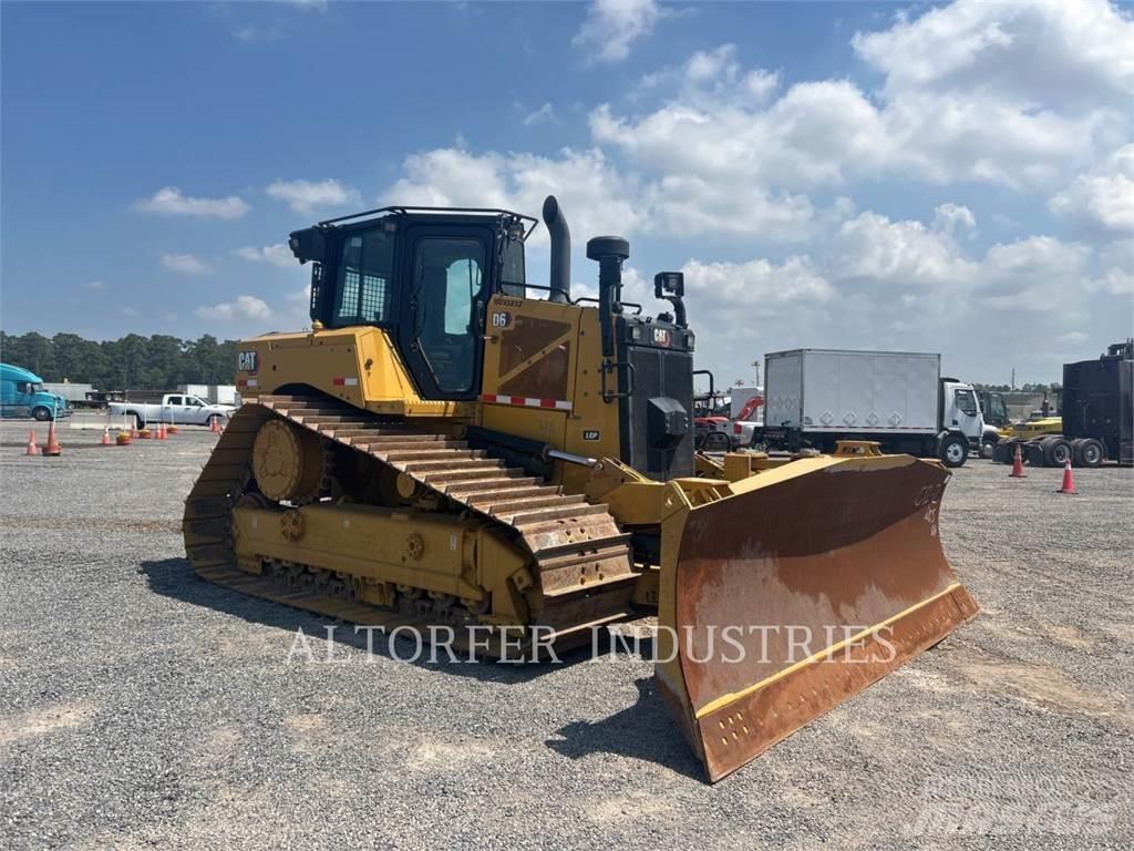 CAT D6-20VPAT بلدوزرات مجنزرة
