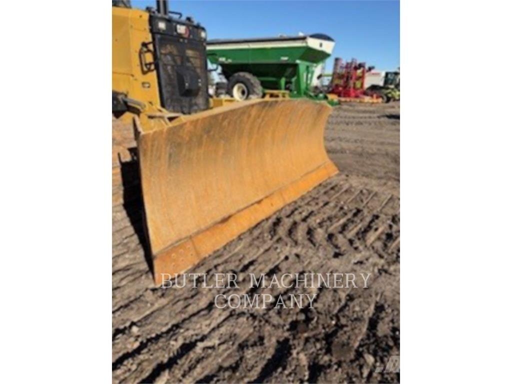 CAT D6-20VTR3D بلدوزرات مجنزرة