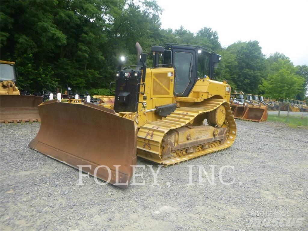 CAT D6-20XEVP بلدوزرات مجنزرة