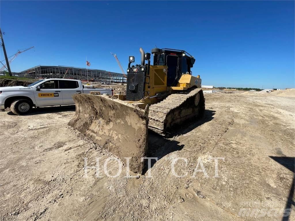 CAT D6-20XEVP بلدوزرات مجنزرة