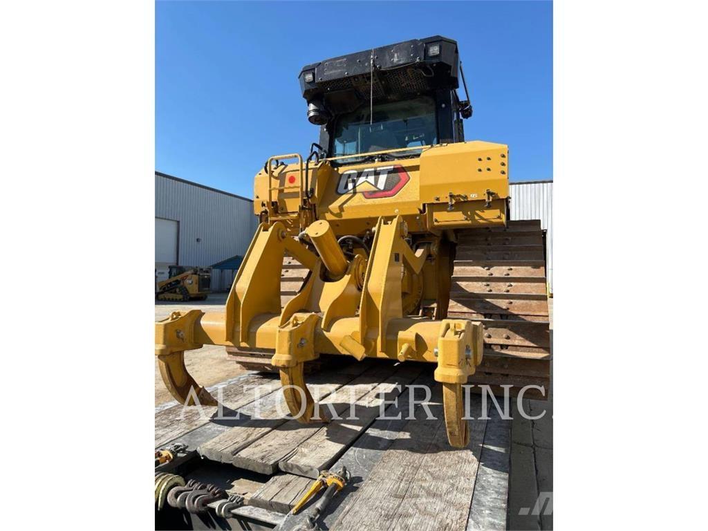 CAT D6-20XEVPT بلدوزرات مجنزرة