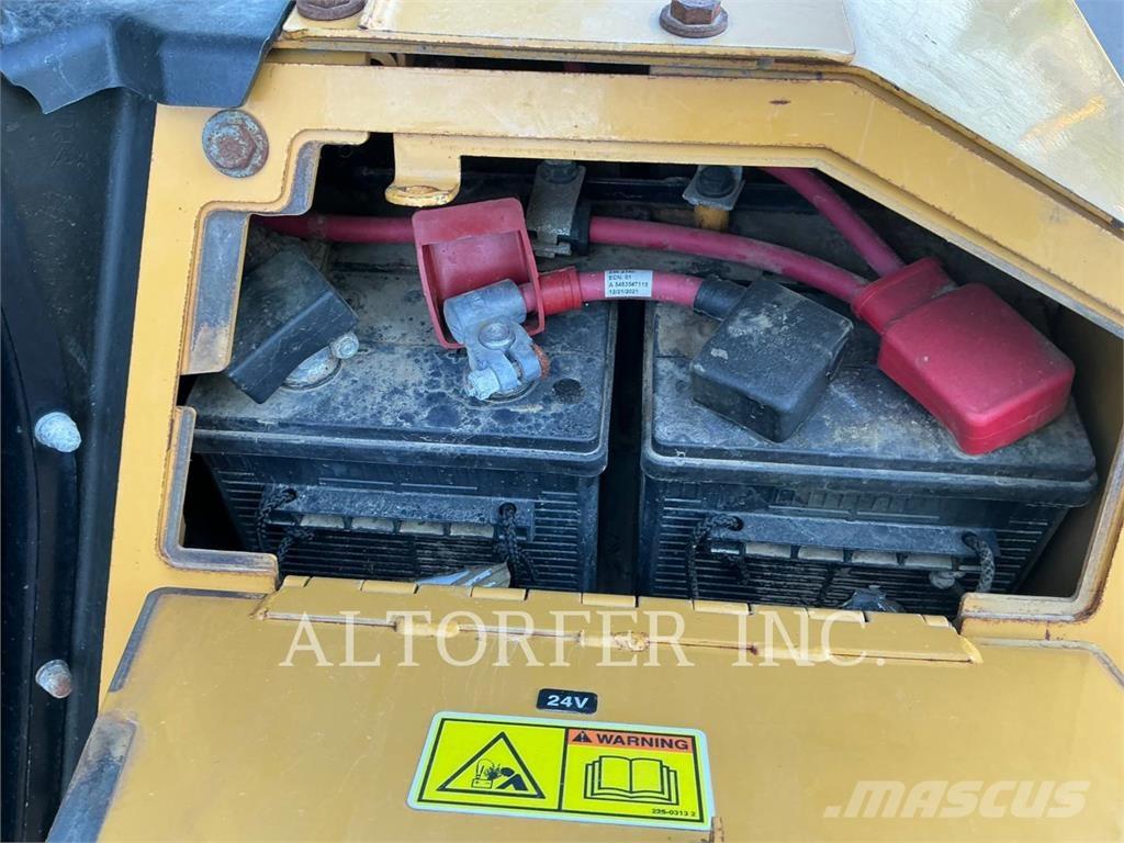 CAT D6 LGP بلدوزرات مجنزرة