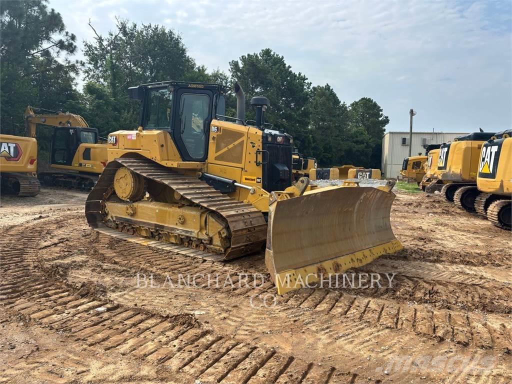 CAT D6 LGP بلدوزرات مجنزرة
