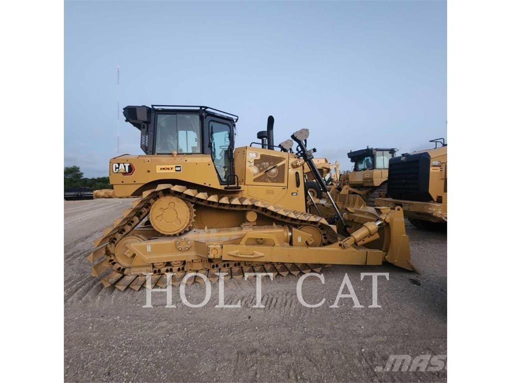 CAT D6 LGP بلدوزرات مجنزرة