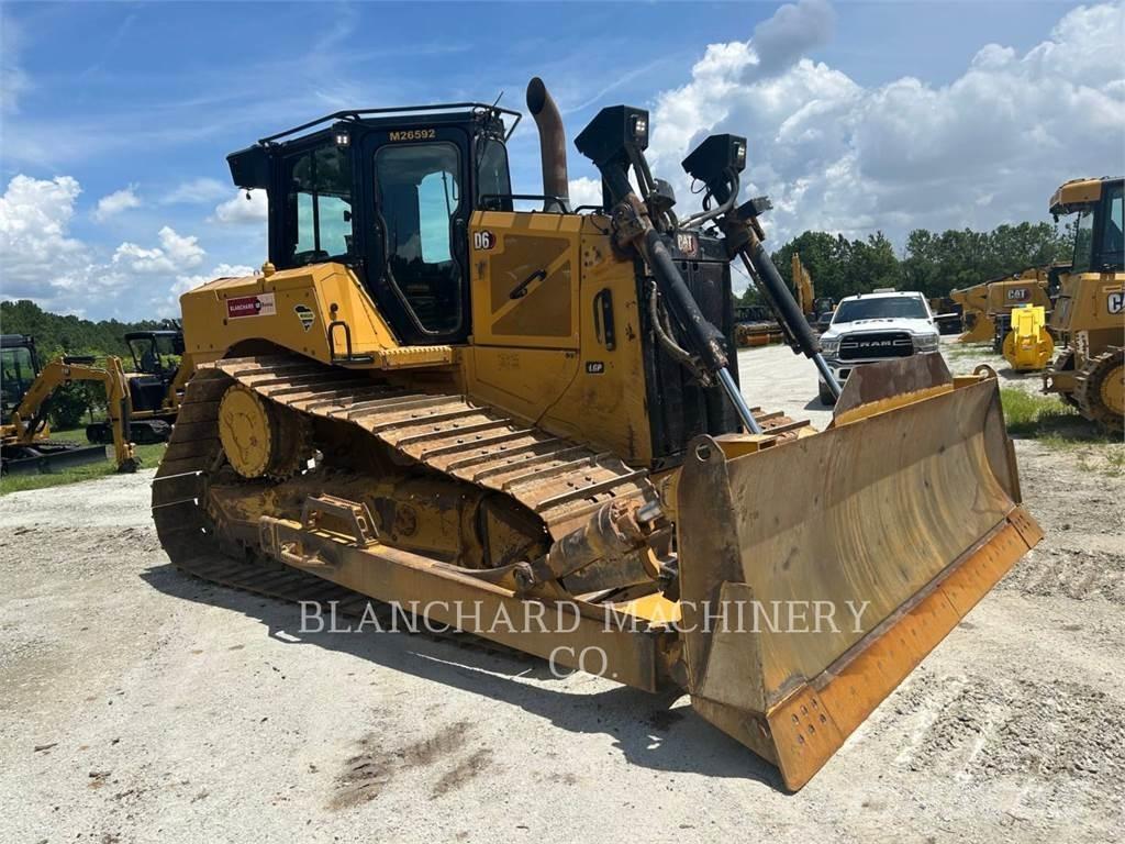 CAT D6 LGP بلدوزرات مجنزرة