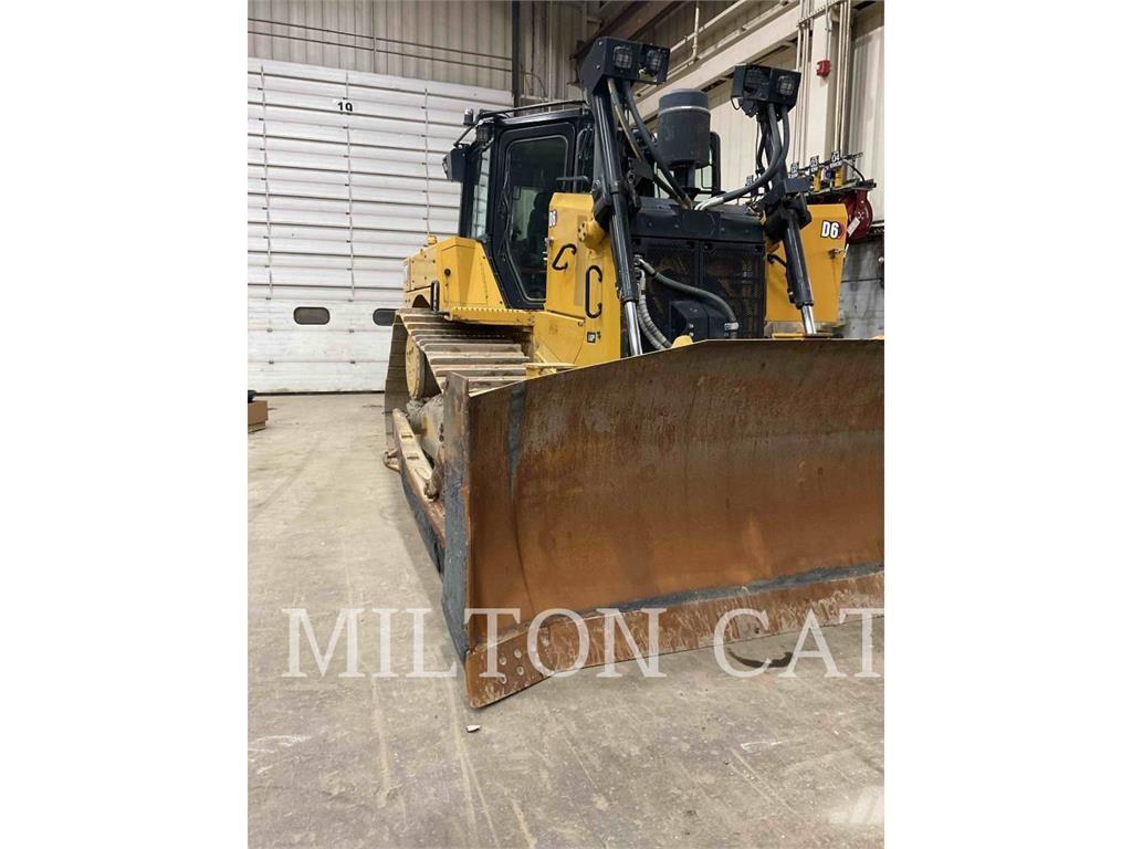 CAT D6 LGP بلدوزرات مجنزرة