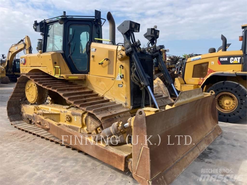 CAT D6 LGP 36 بلدوزرات مجنزرة