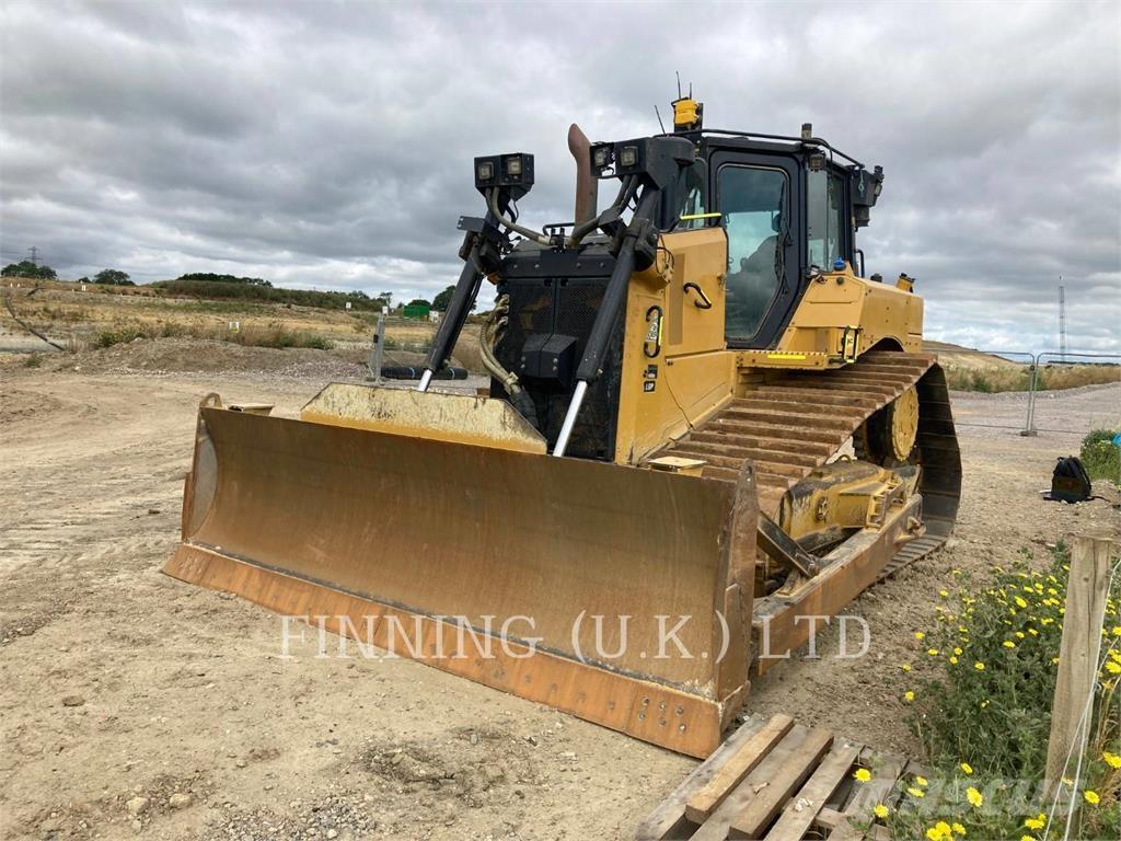 CAT D6 LGP 36 بلدوزرات مجنزرة