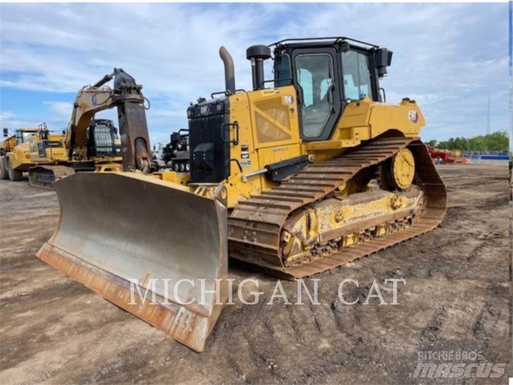 CAT D6 LGP VAHZ2 بلدوزرات مجنزرة
