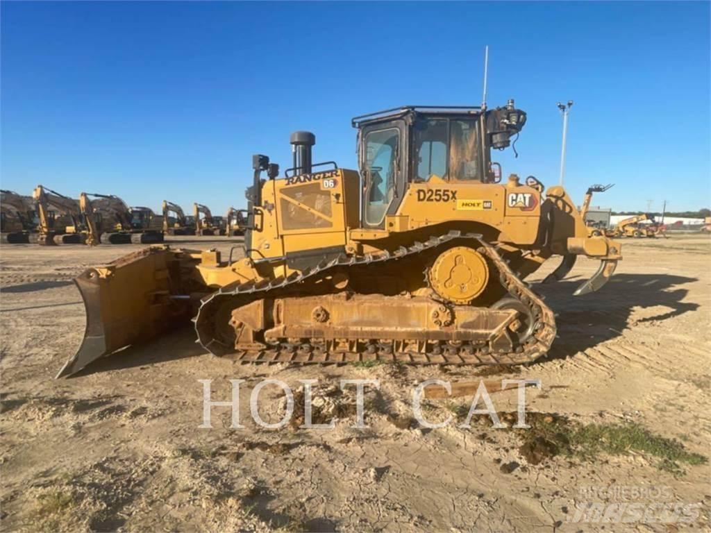CAT D6 LGPVP بلدوزرات مجنزرة