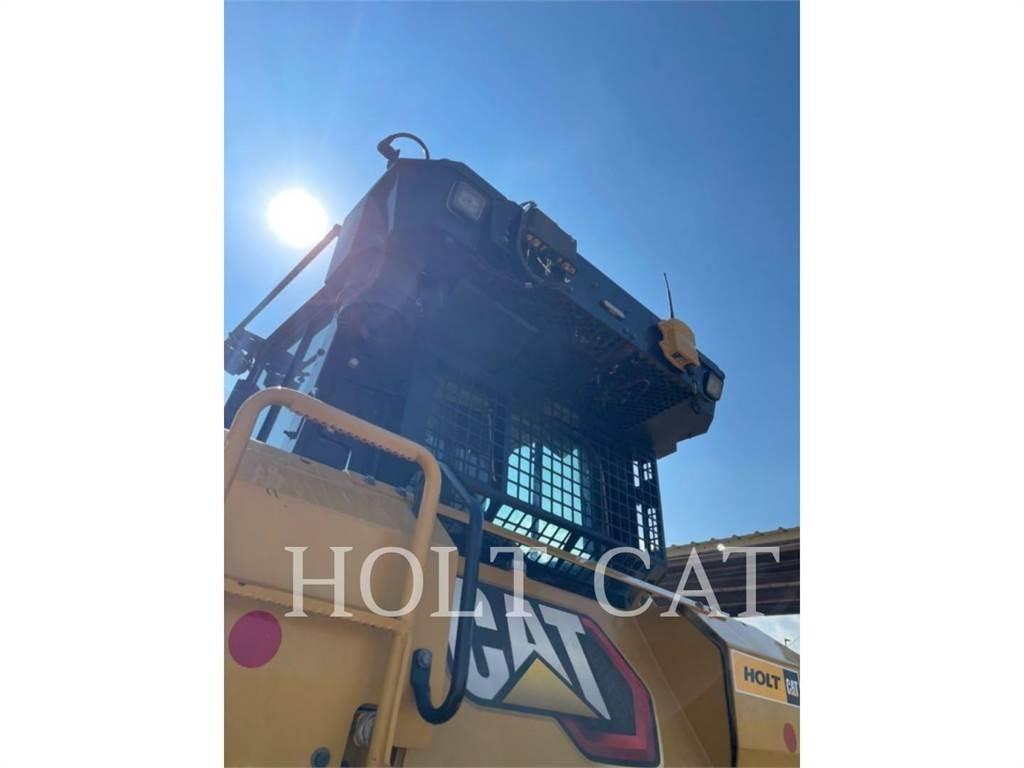 CAT D6 LGPVP بلدوزرات مجنزرة