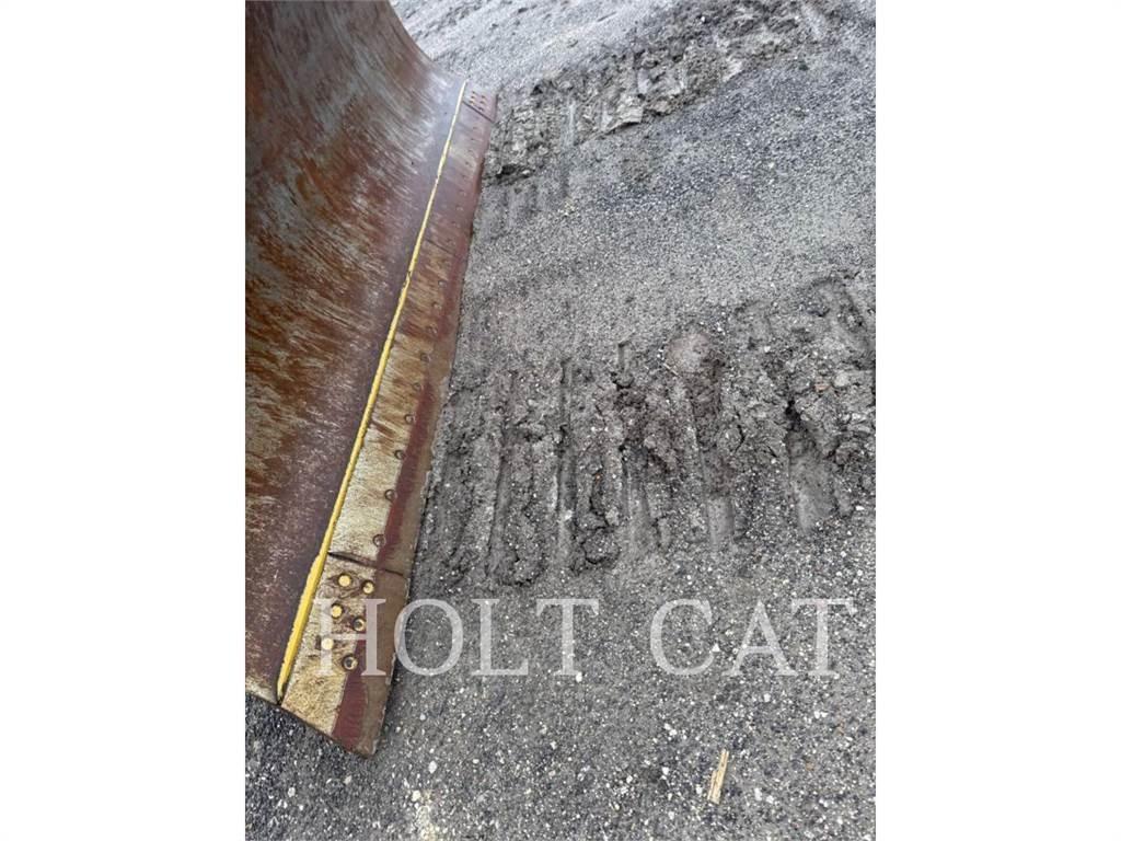 CAT D6 LGPVP بلدوزرات مجنزرة