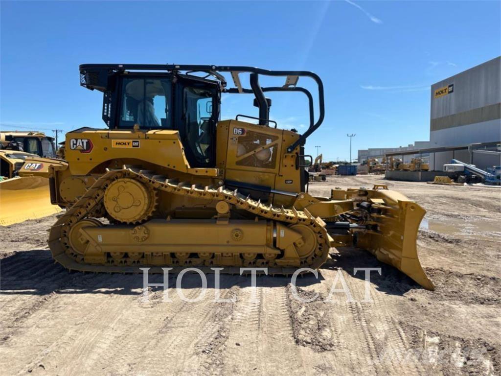CAT D6 LGPVP بلدوزرات مجنزرة