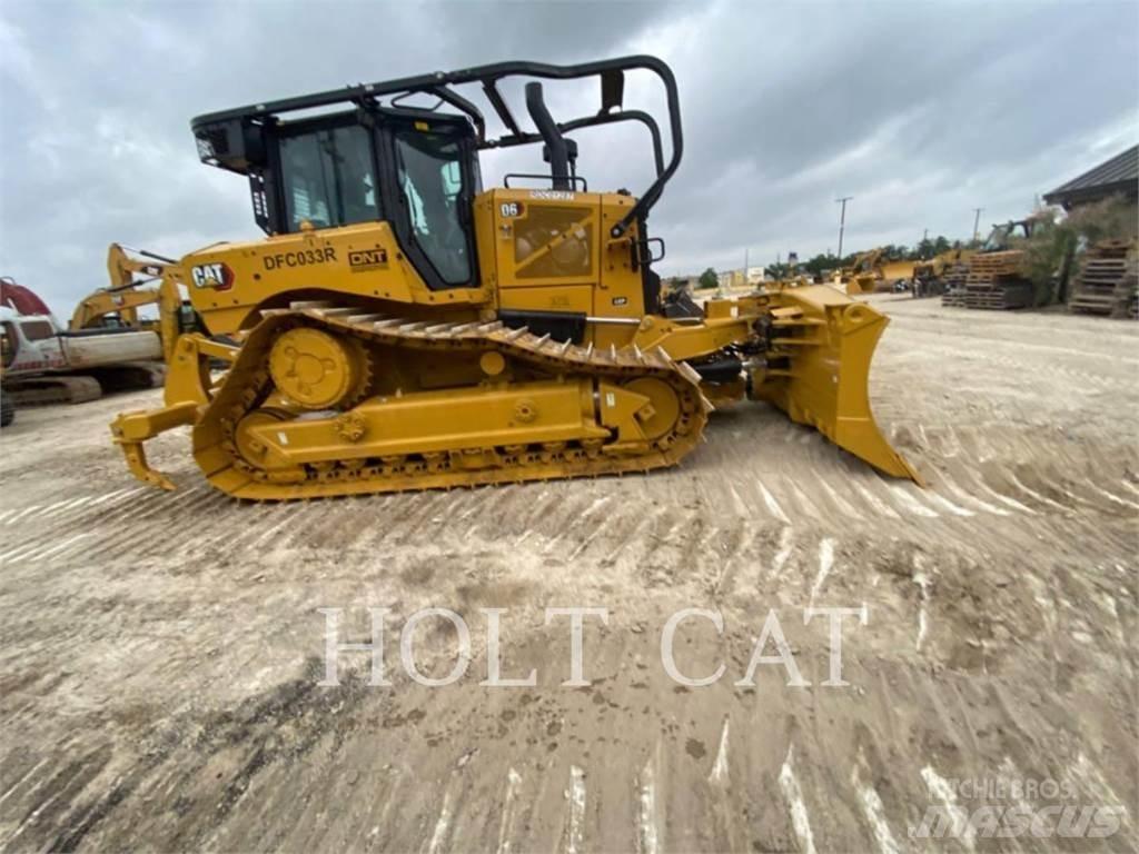 CAT D6 LGPVP3 بلدوزرات مجنزرة