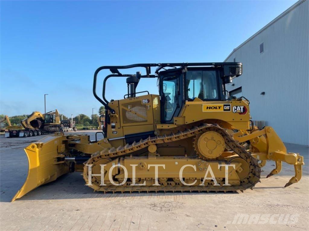 CAT D6 LGPVP3 بلدوزرات مجنزرة