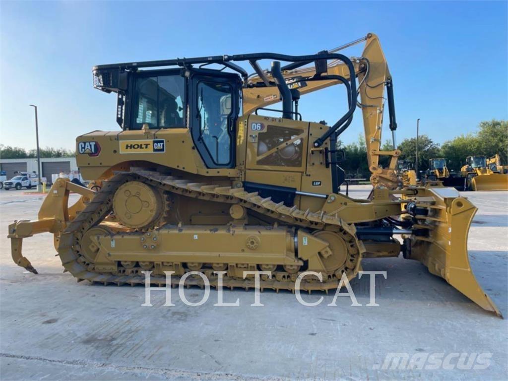 CAT D6 LGPVP3 بلدوزرات مجنزرة