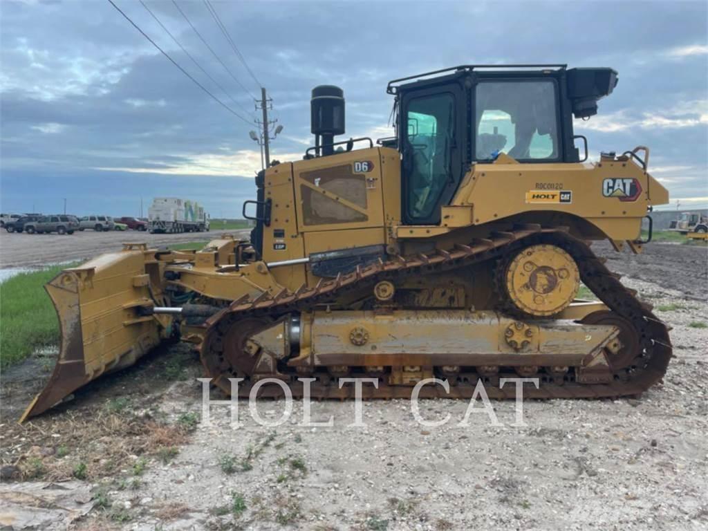 CAT D6 LGPVPWH بلدوزرات مجنزرة