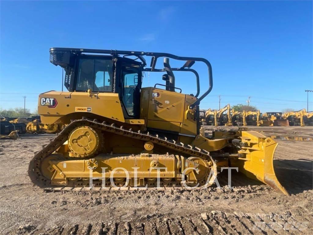 CAT D6 VP بلدوزرات مجنزرة